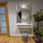 Mercurio Blanco Apartment *