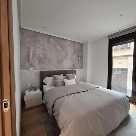 Mercurio Blanco Apartment *