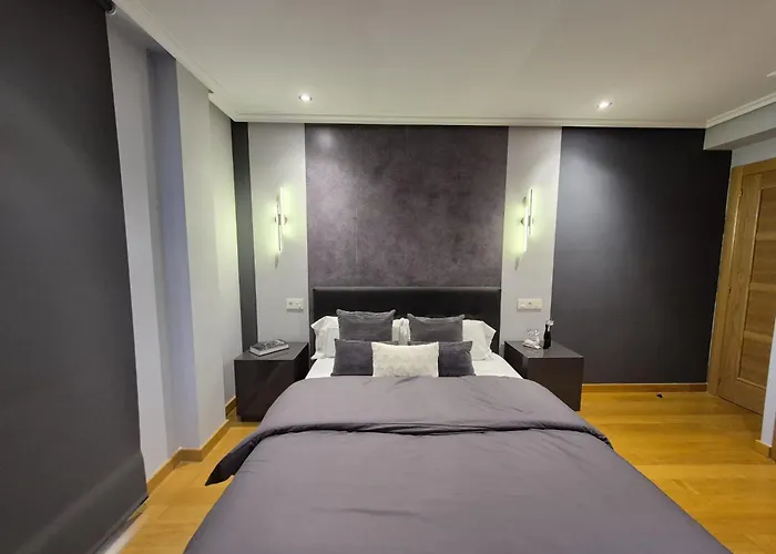 Apartment Mercurio Blanco Leon