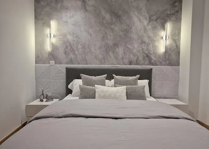 Mercurio Blanco Apartment Leon